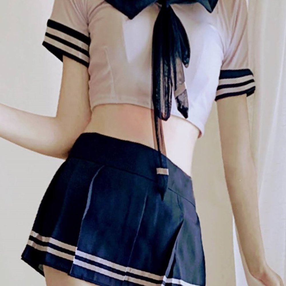 Japanese School Girl Sailor Suit (40-55 kgs) (M) (4-6)